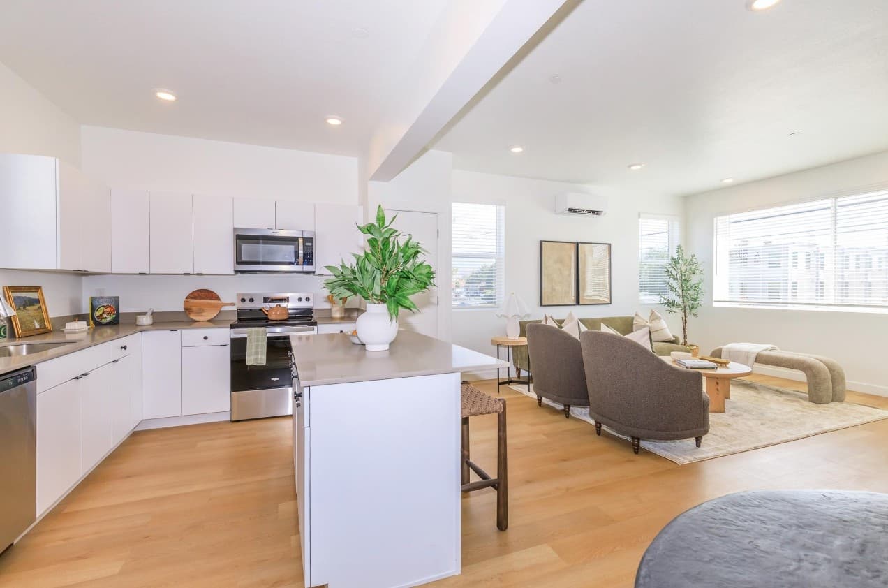 Salt Lake City Townhome: 750 N Redwood Rd