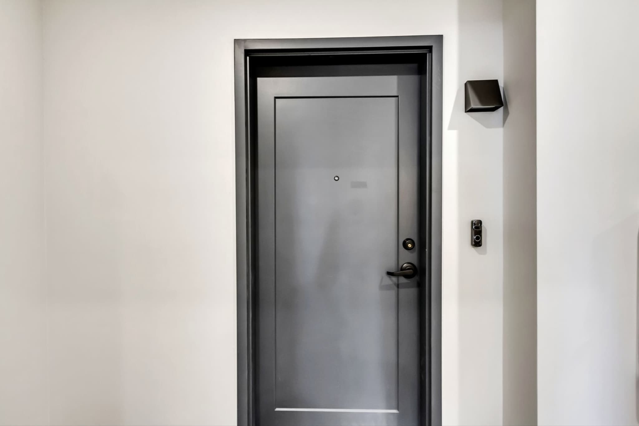 Midvale Apartment: 7487 S Main St