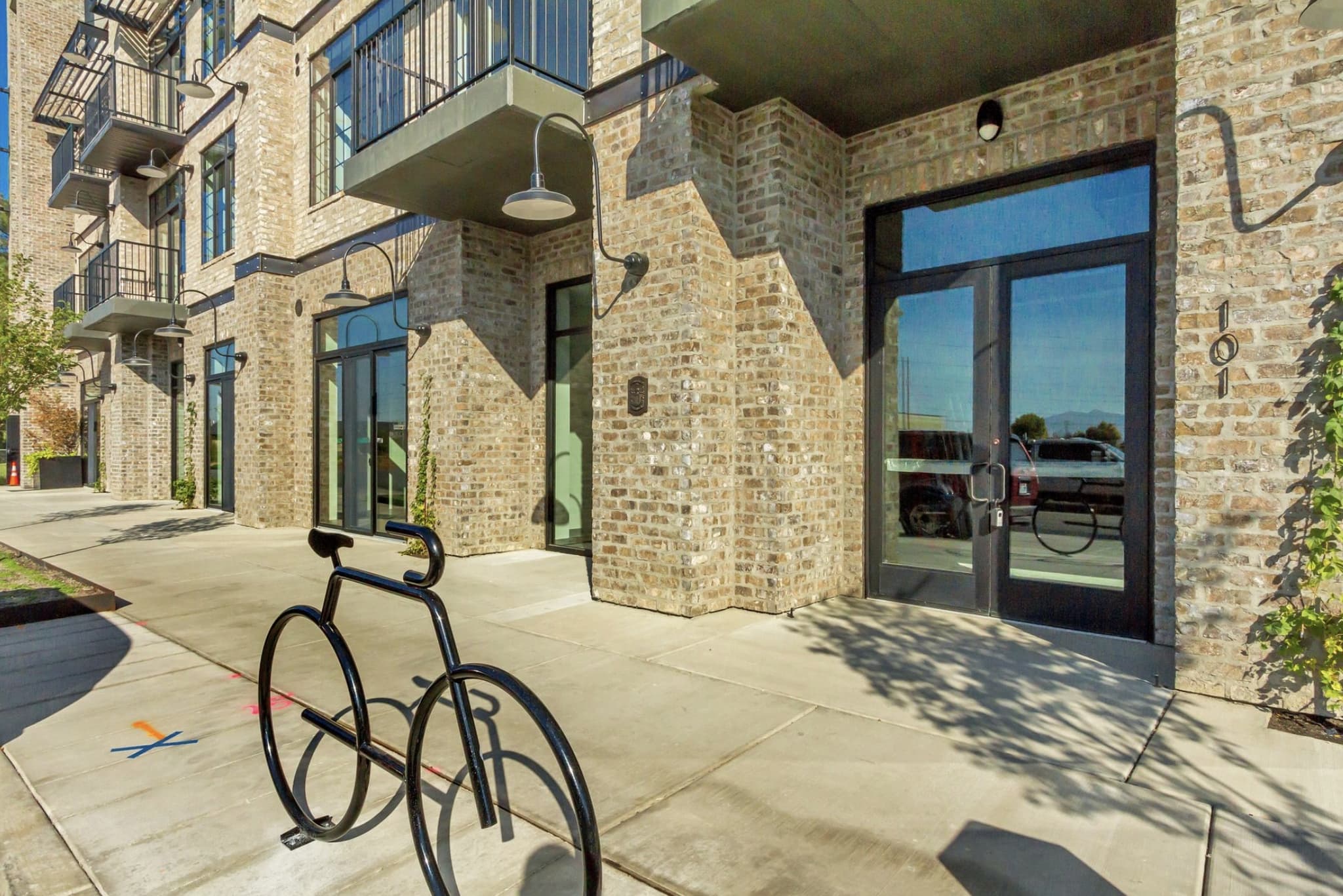Midvale Apartment: 7487 S Main St