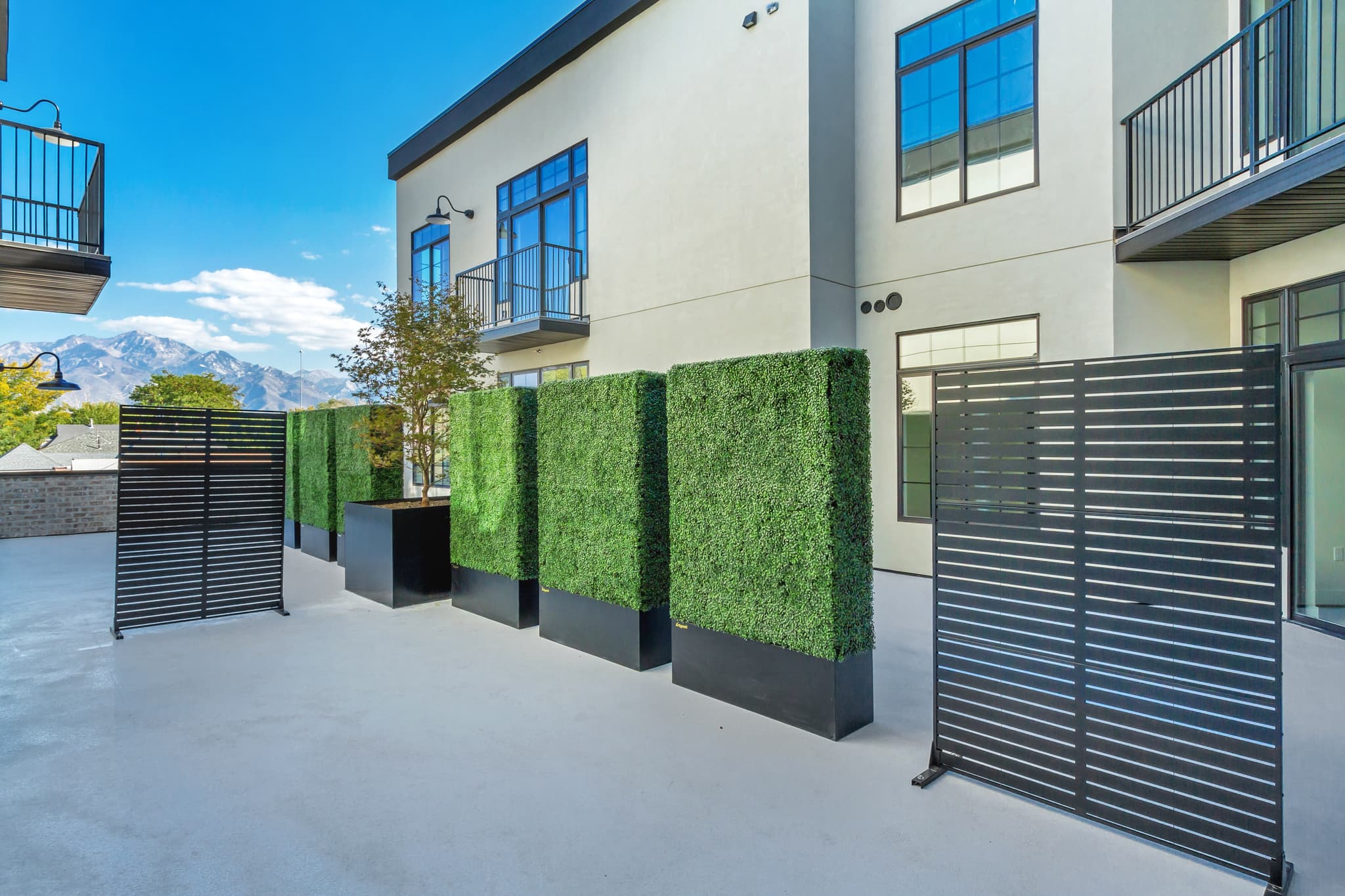 Midvale Apartment: 7487 S Main St