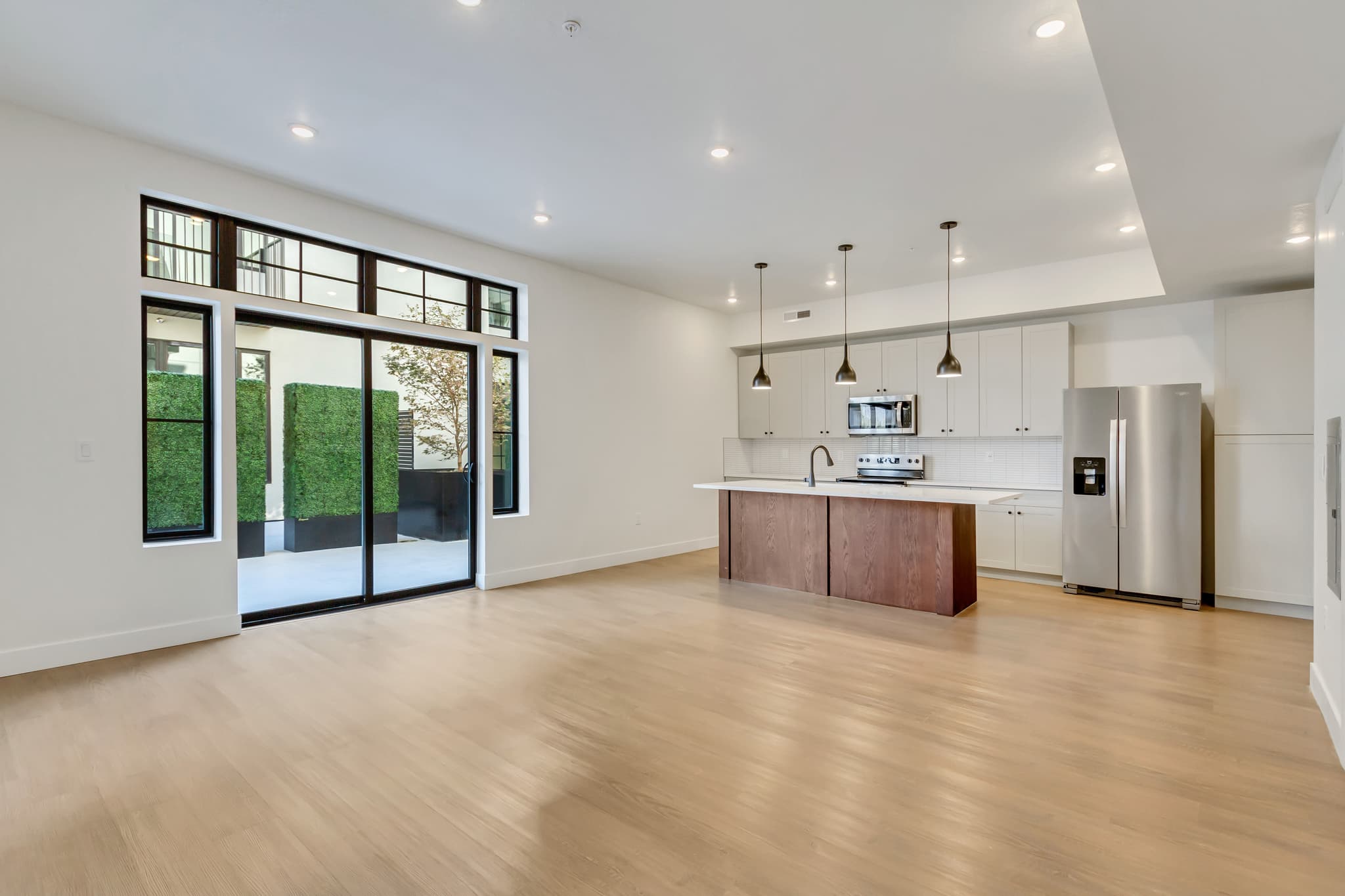 Midvale Apartment: 7487 S Main St