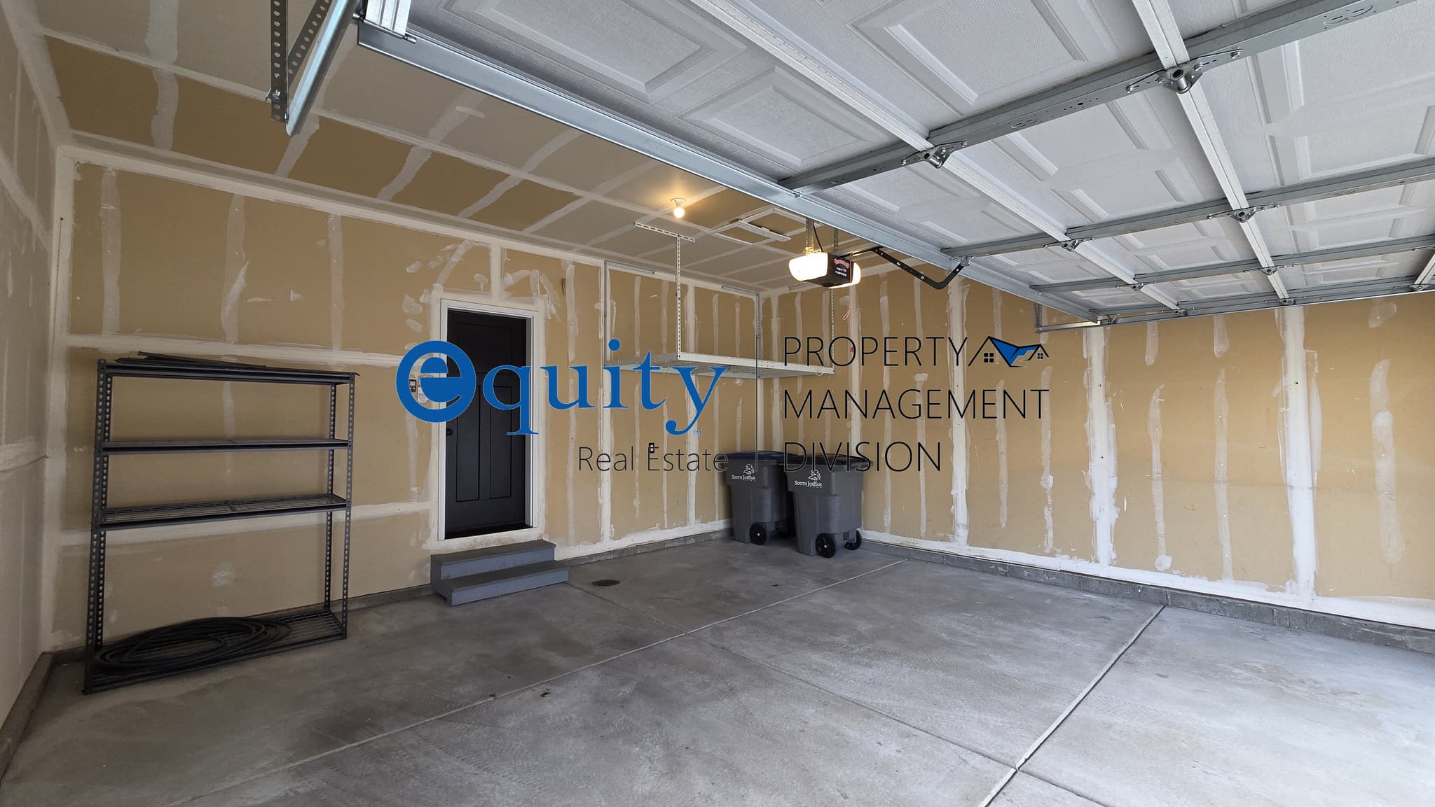 South Jordan House: 6329 W Moon Valley Dr