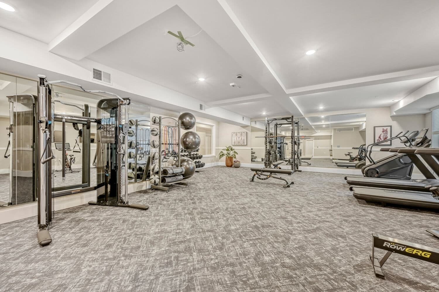 Midvale Apartment: 7592 S Main St