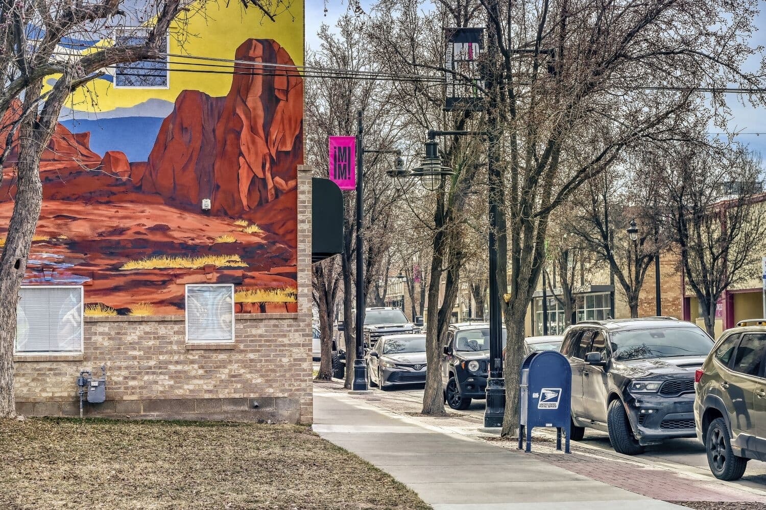 Midvale Apartment: 7592 S Main St