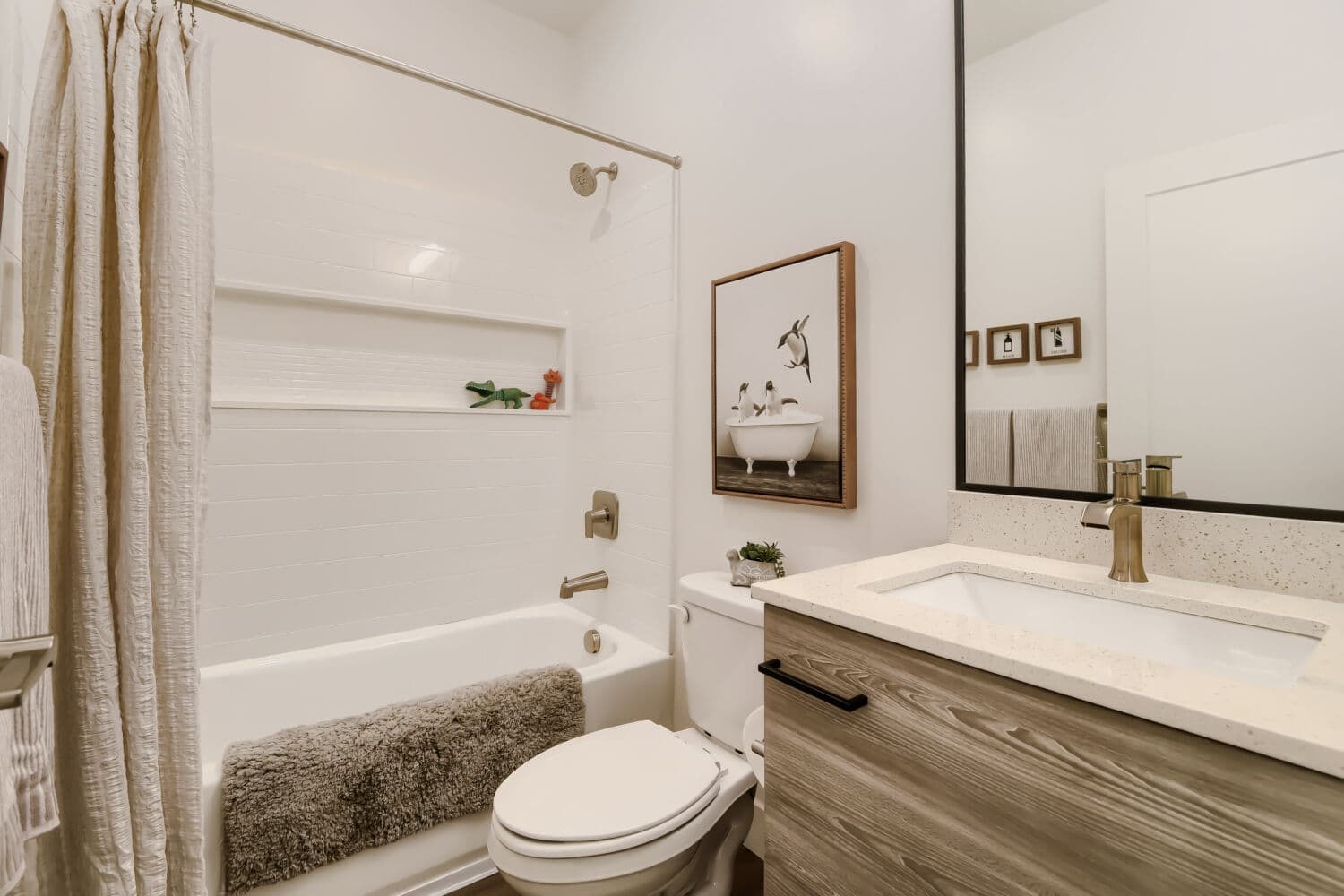 Midvale Apartment: 7309 S 180 W