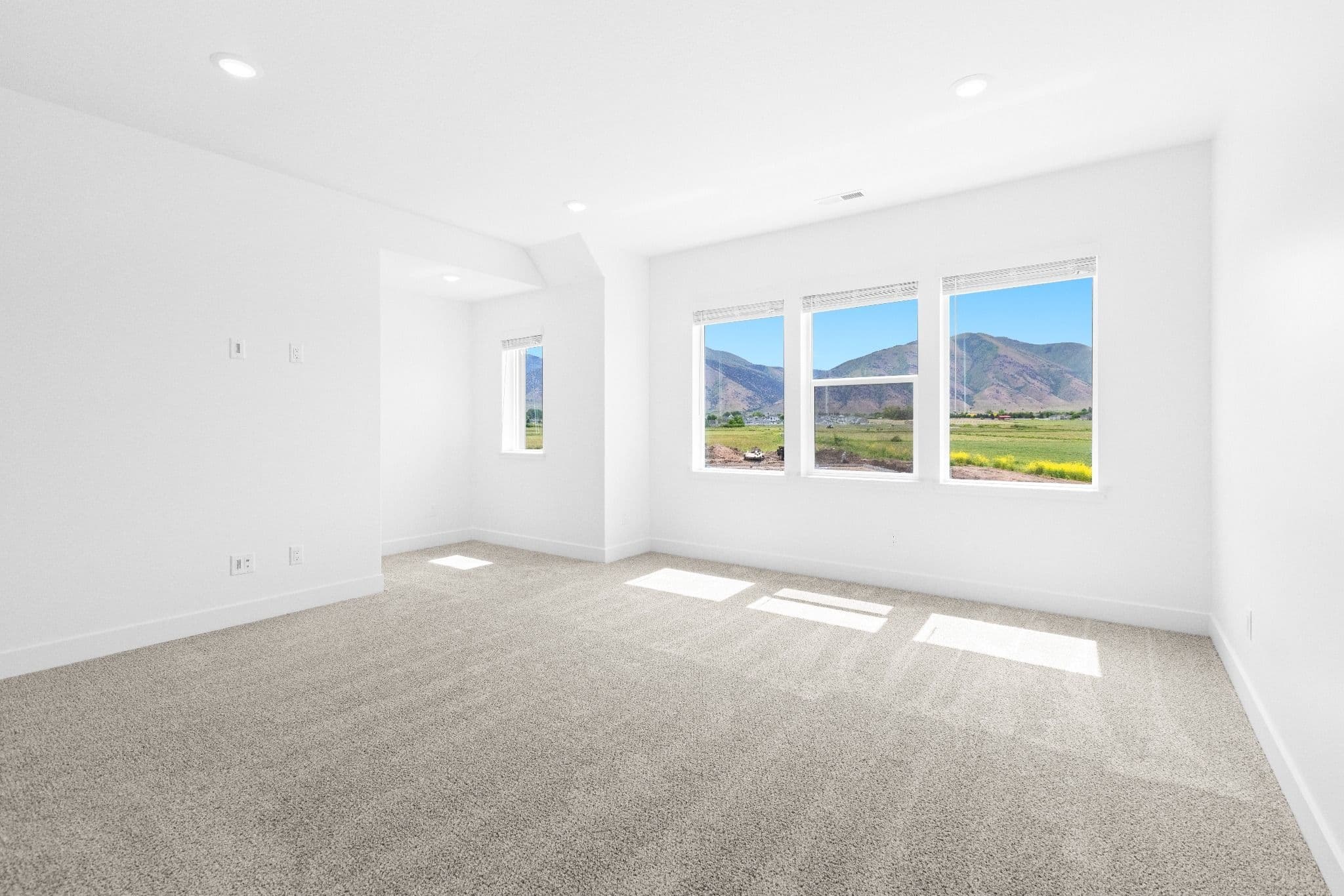 Nibley Townhome: 994 W 3410 S