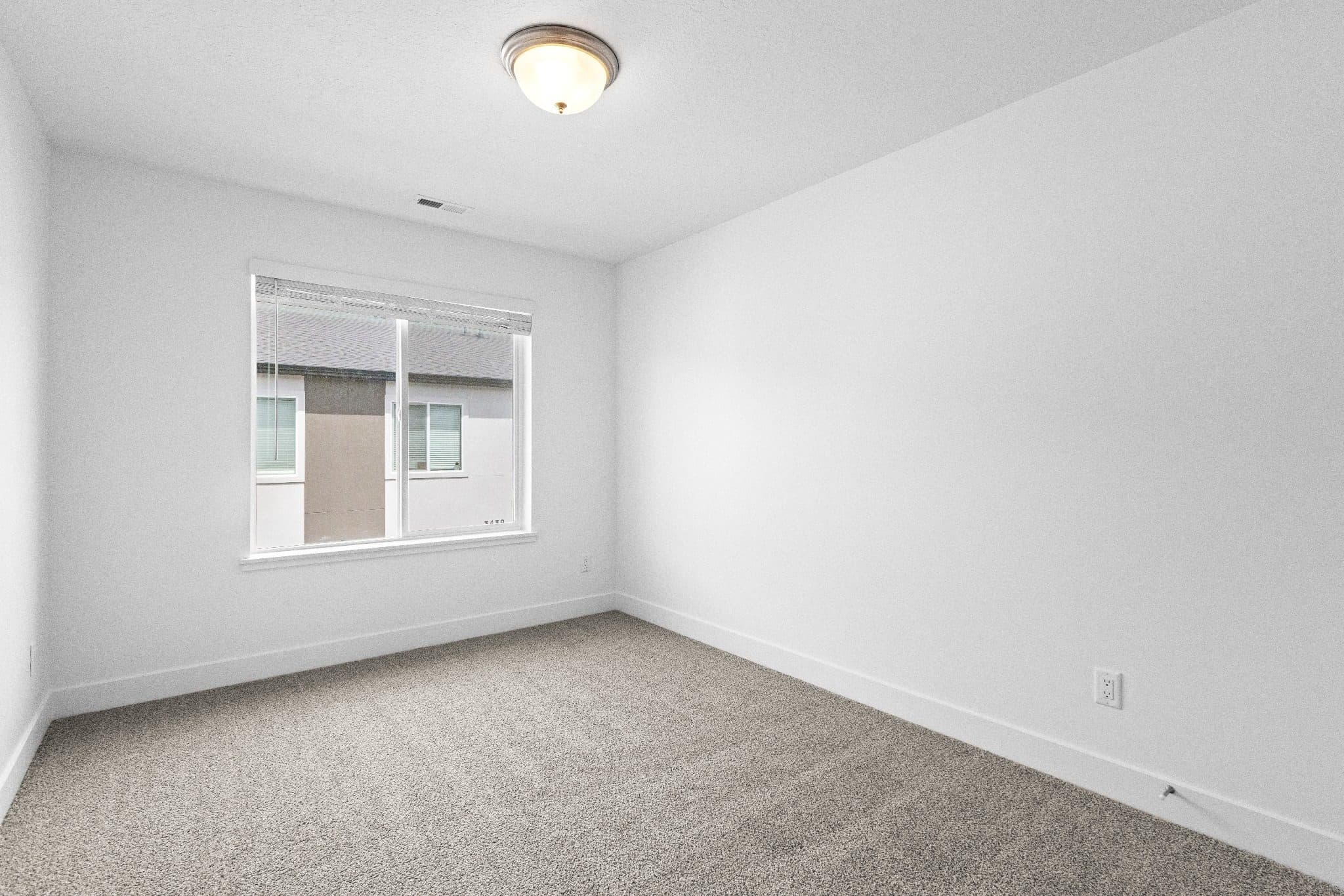Nibley Townhome: 994 W 3410 S