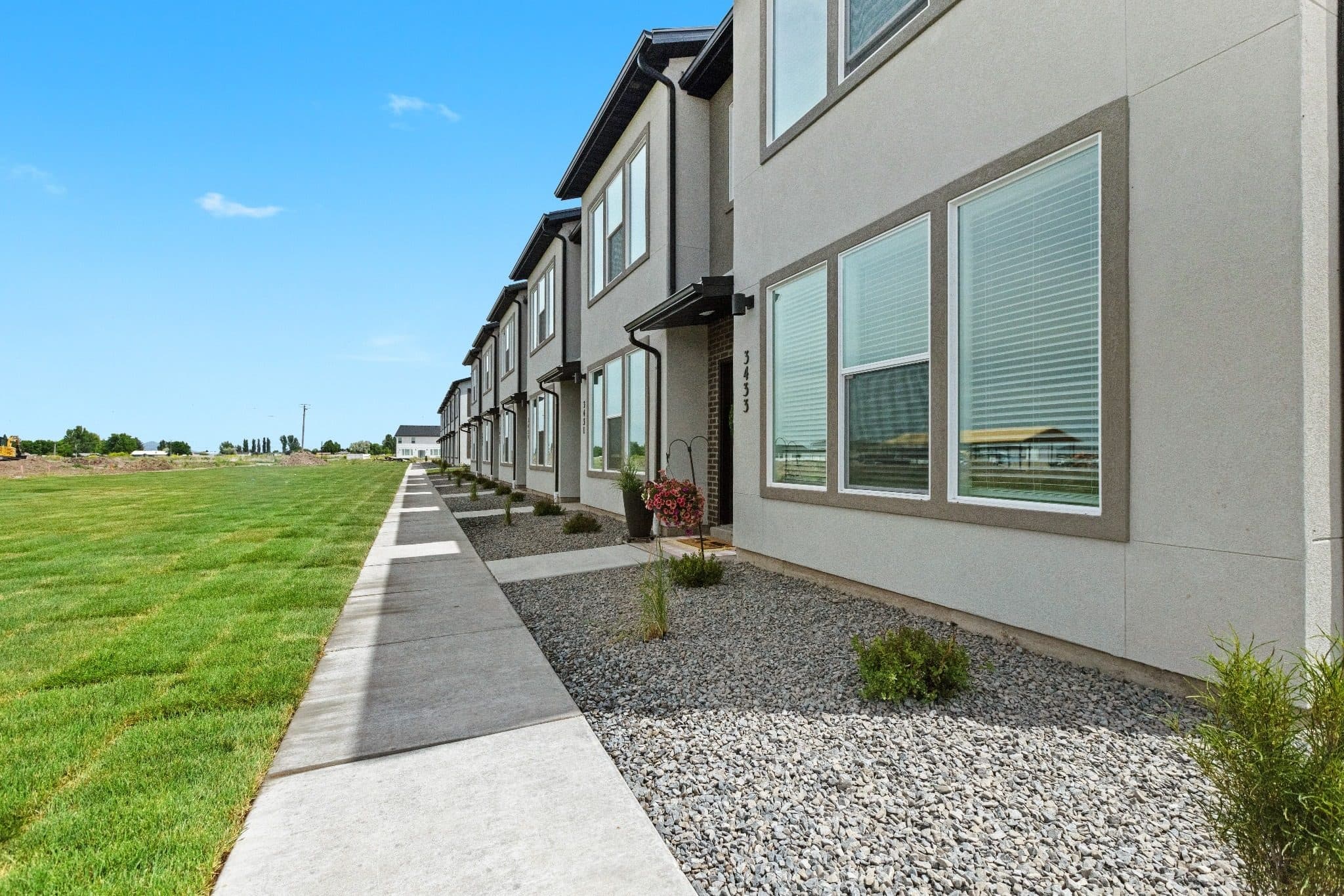 Nibley Townhome: 994 W 3410 S