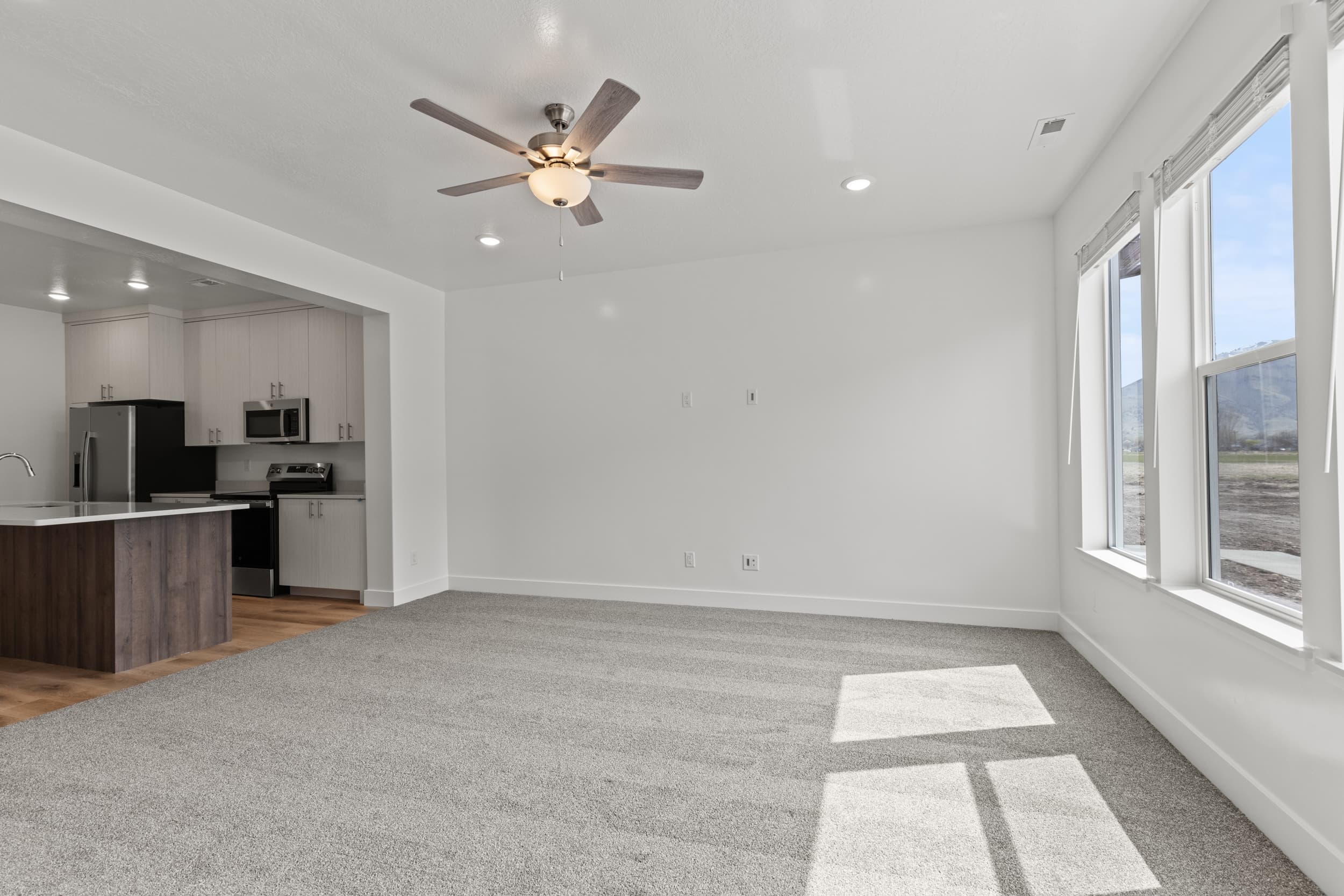 Nibley Townhome: 994 W 3410 S