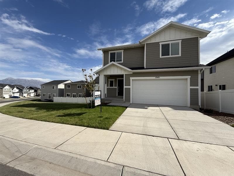 Saratoga Springs House: 1545 W Bravo Dr