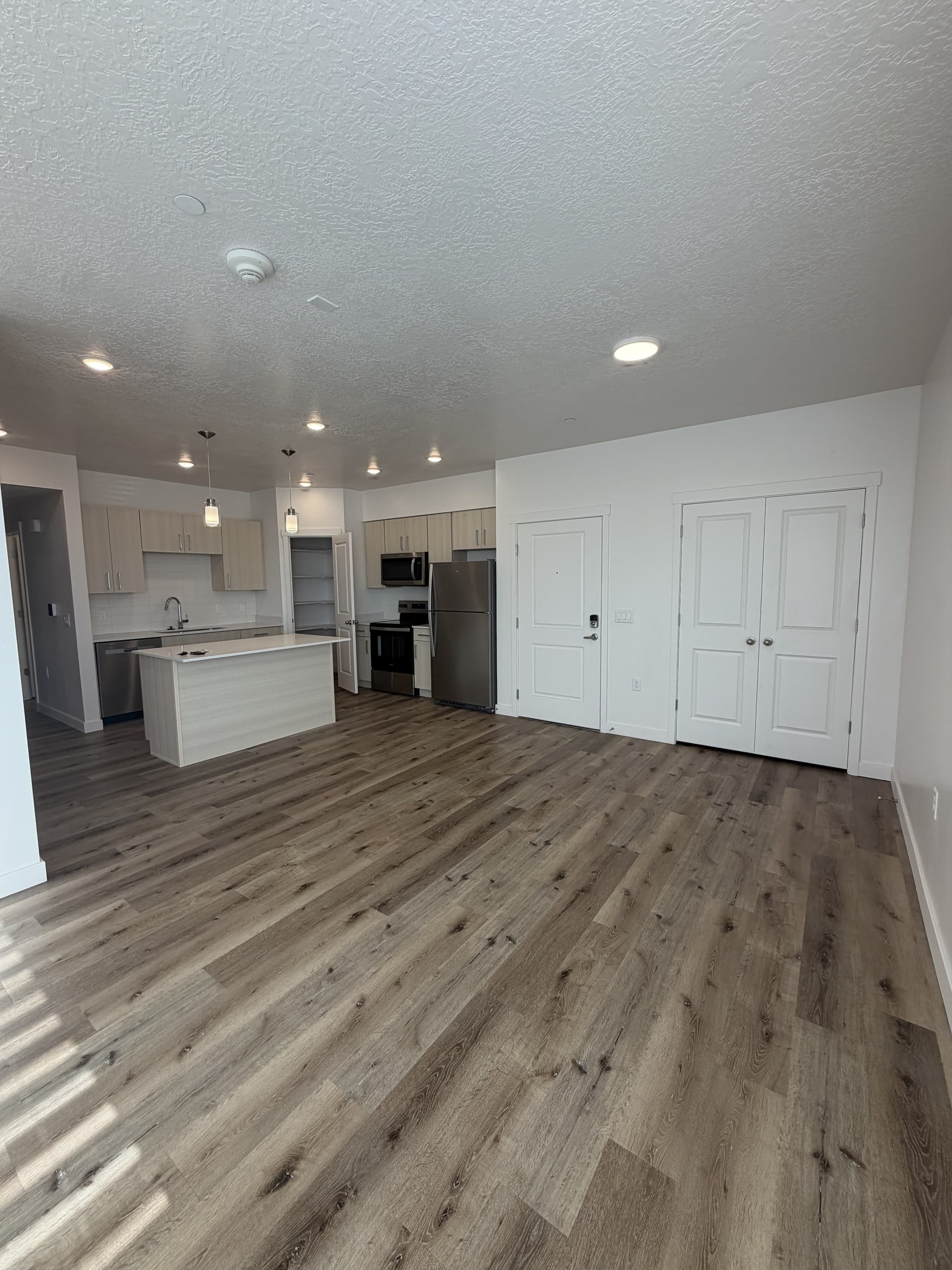 Lehi Apartment: 4632 W Hudson Way
