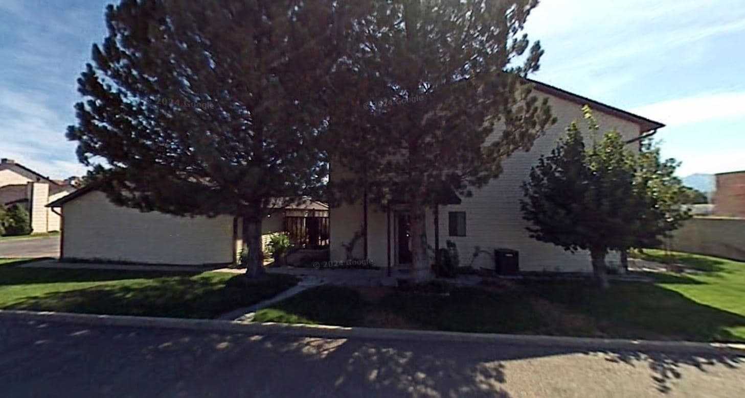 West Valley City Townhome: 1995 W Stone Creek Dr