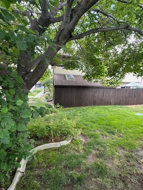 West Valley City Townhome: 1995 W Stone Creek Dr