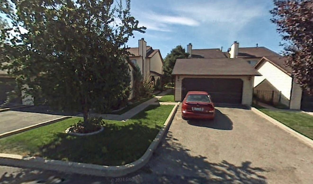 West Valley City Townhome: 1995 W Stone Creek Dr