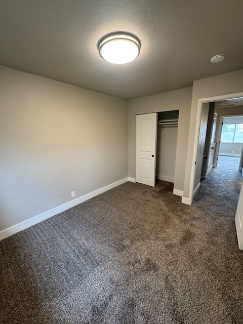 West Valley City Townhome: 1995 W Stone Creek Dr