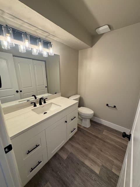 West Valley City Townhome: 1995 W Stone Creek Dr