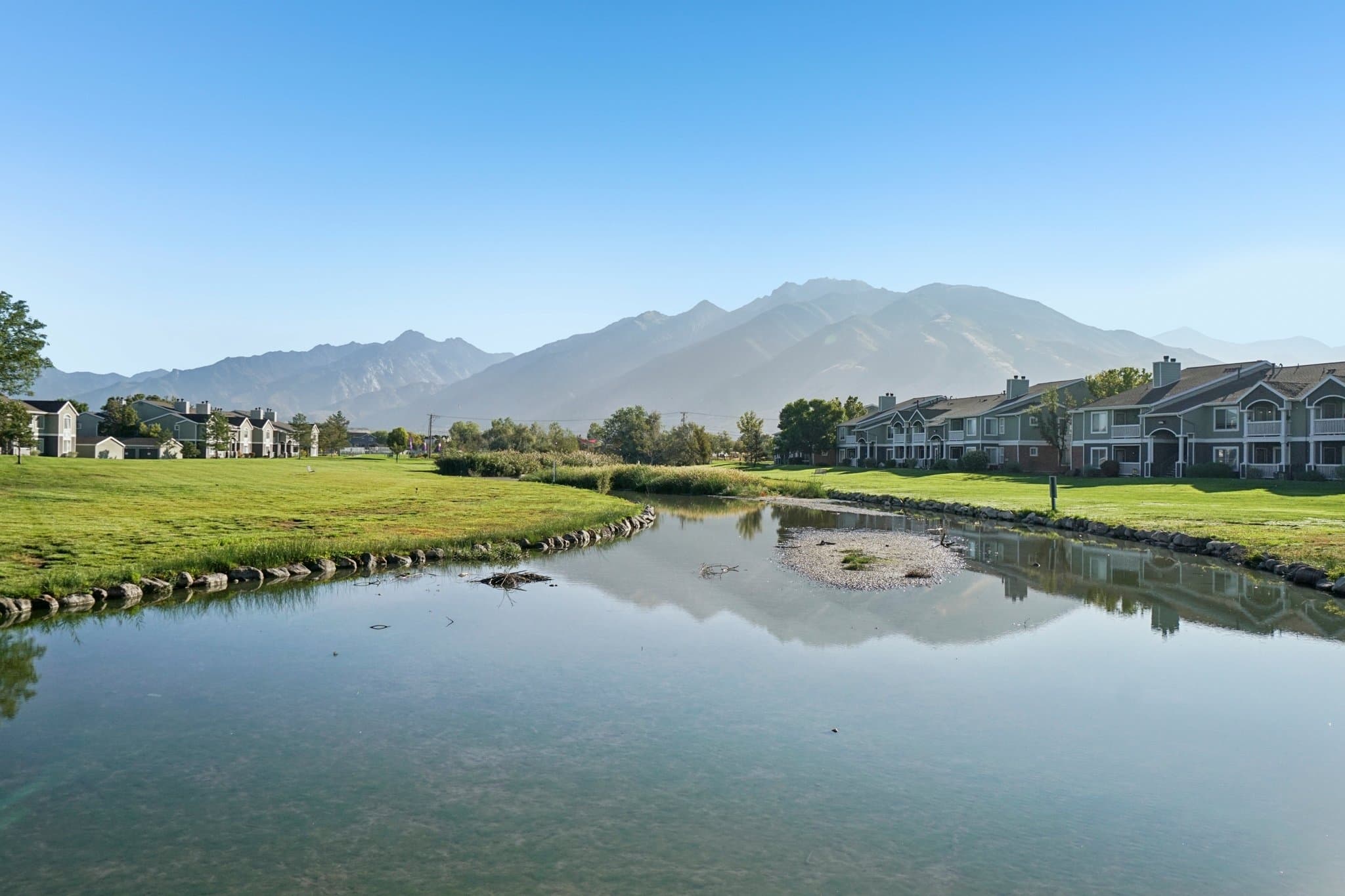 Draper Apartment: 13343 S Minuteman Dr