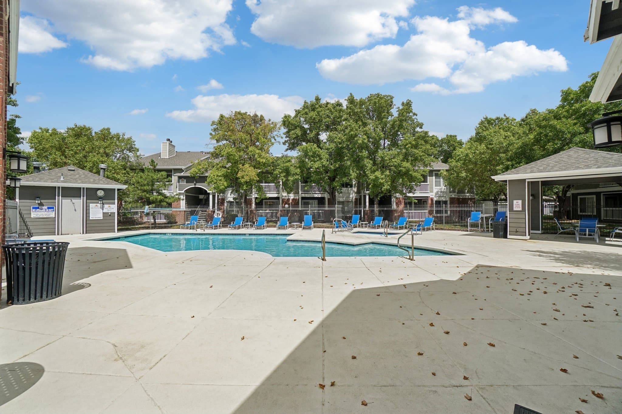 Draper Apartment: 13343 S Minuteman Dr