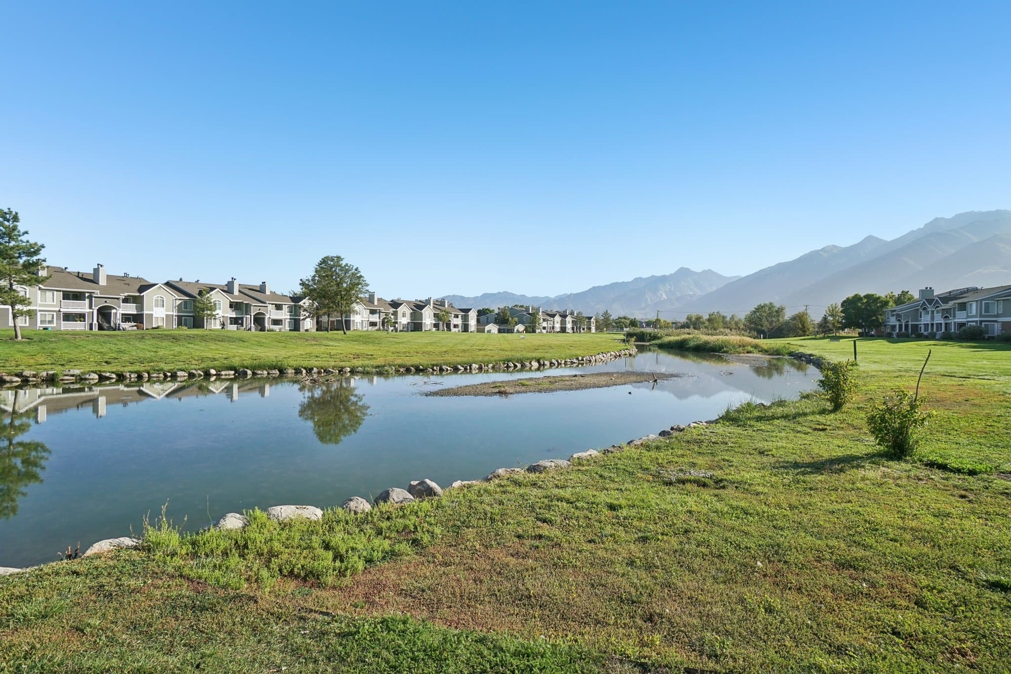 Draper Apartment: 13343 S Minuteman Dr