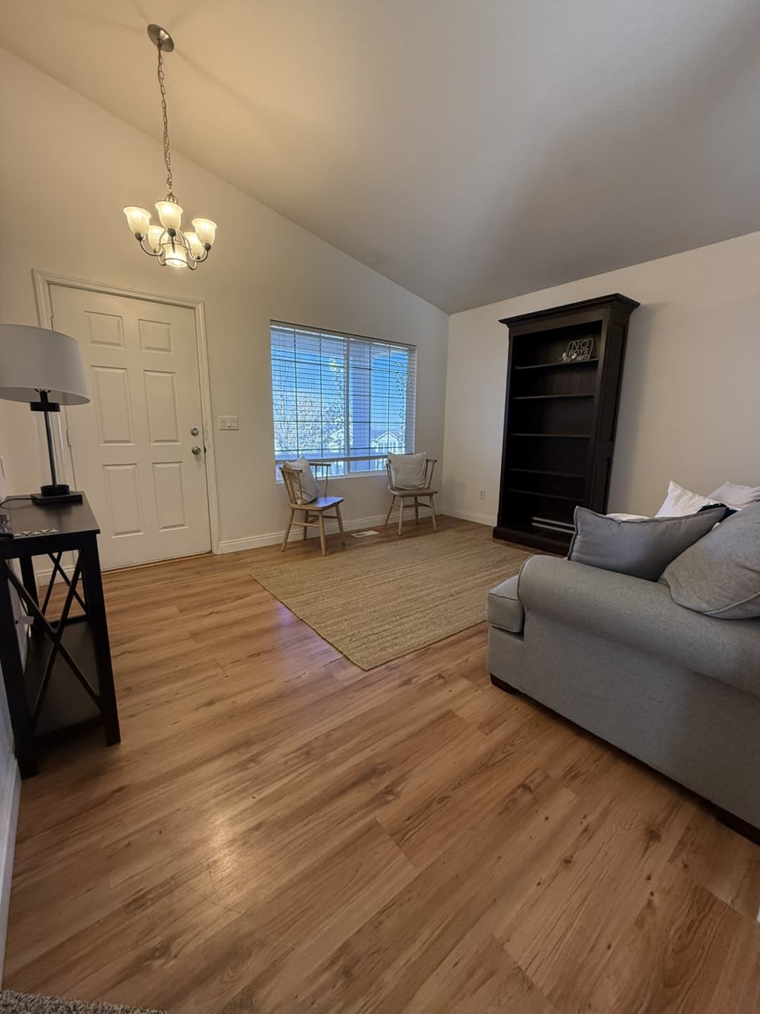 Draper House: 14375 S Lapis Dr