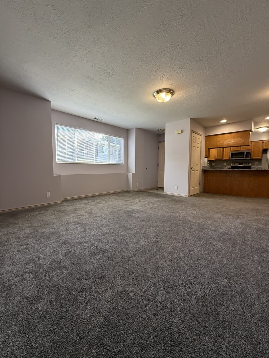 Ogden Condo: 370 W 4900 S