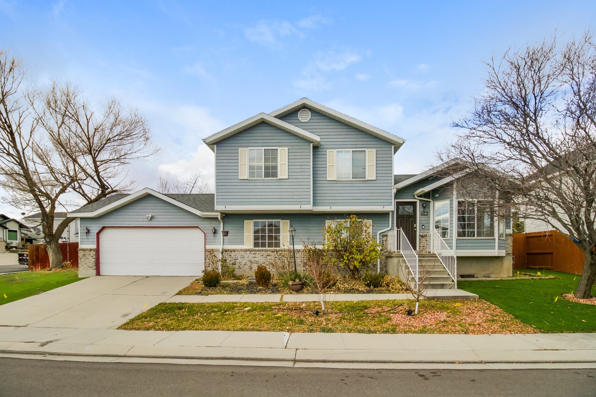 West Jordan House: 8346 S Helenic Ln