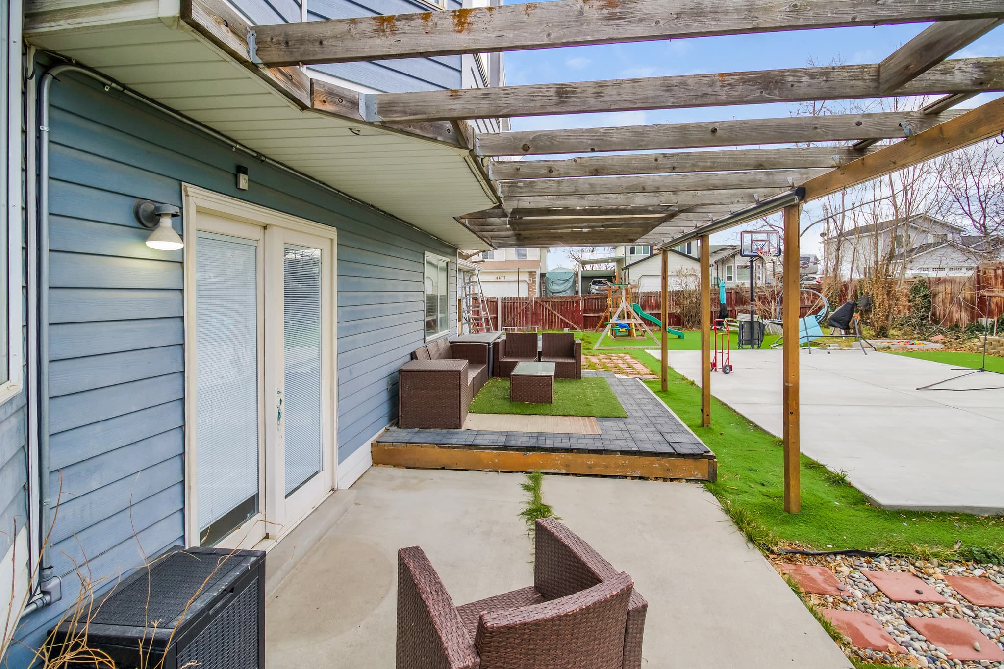 West Jordan House: 8346 S Helenic Ln