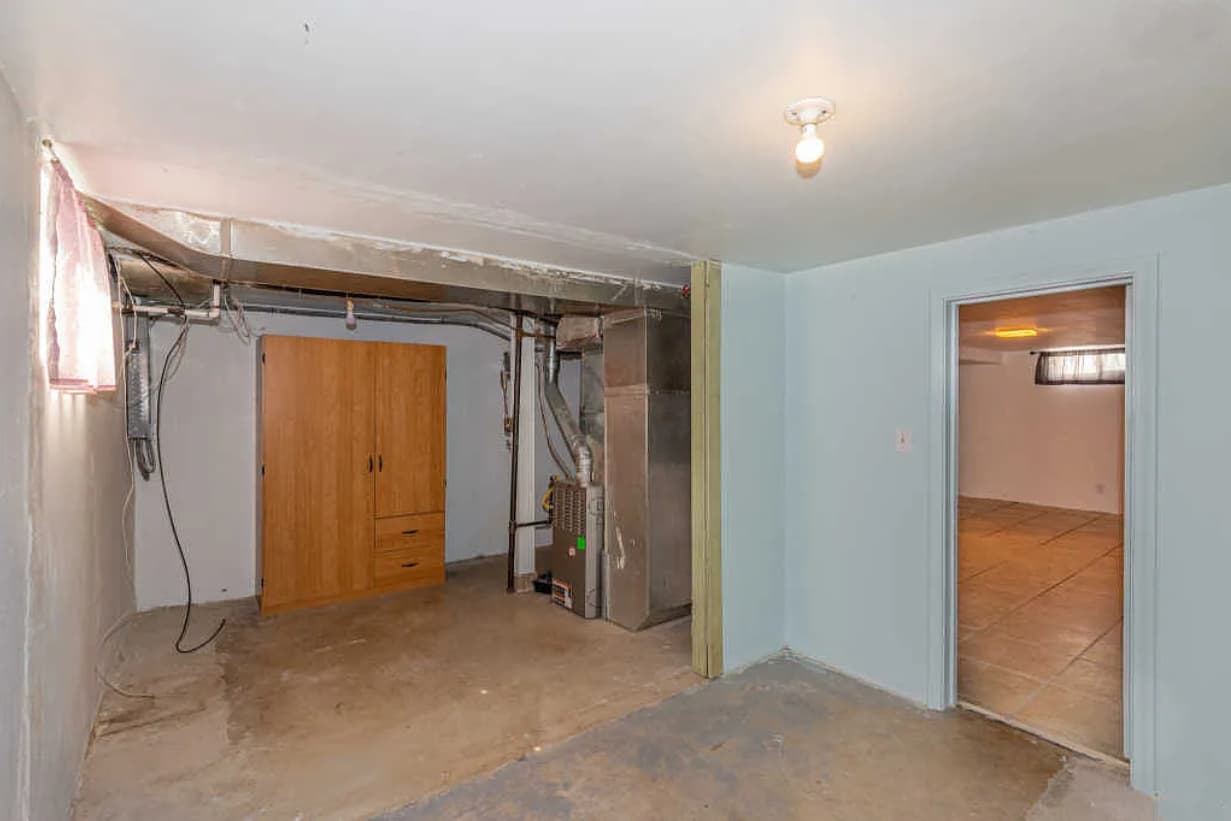 Ogden House: 981 36th St