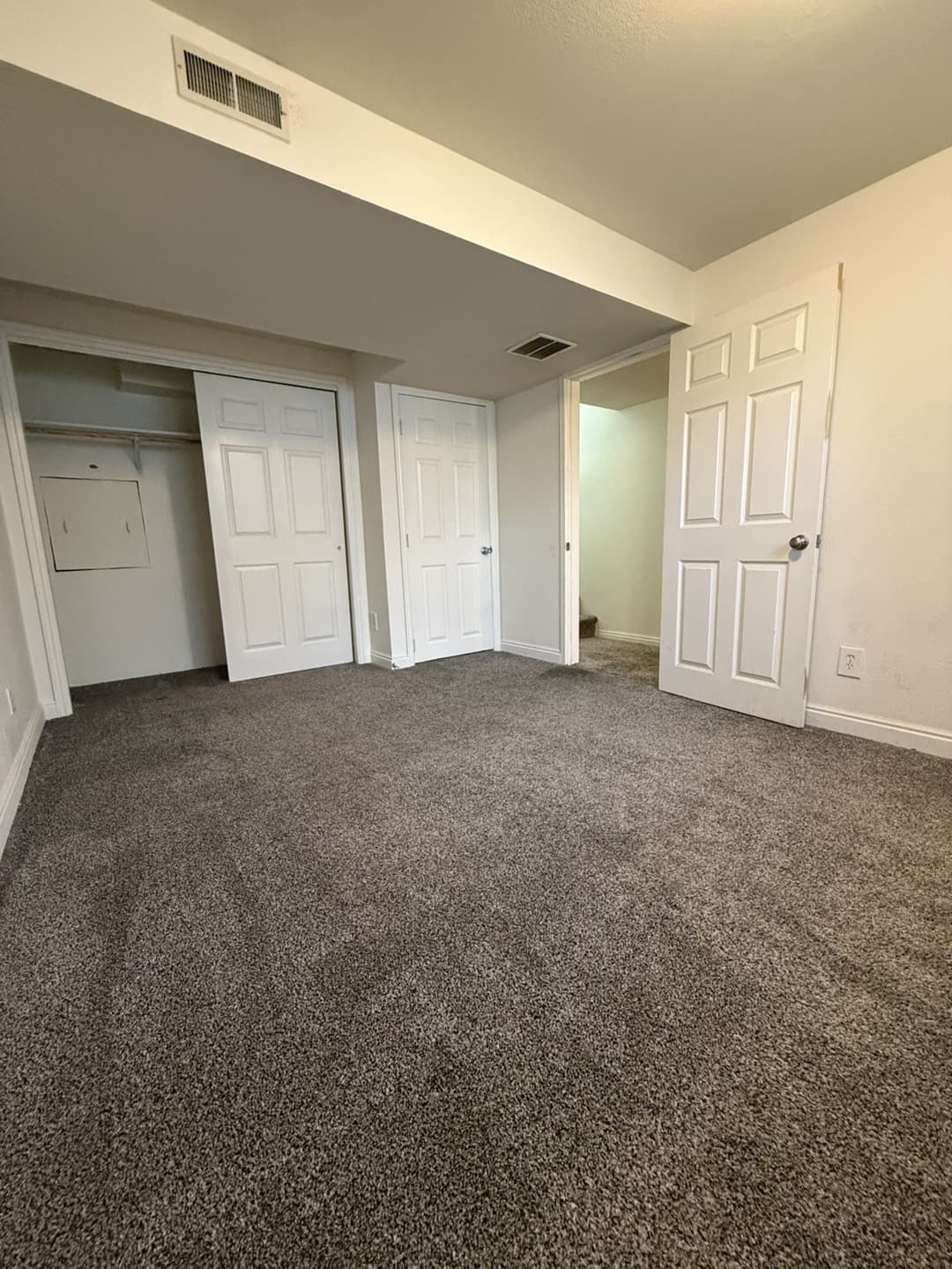 Draper House: 14375 S Lapis Dr