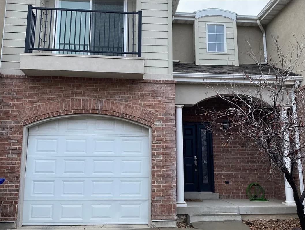 Saratoga Springs Single Room: 235 E Sunshine Dr