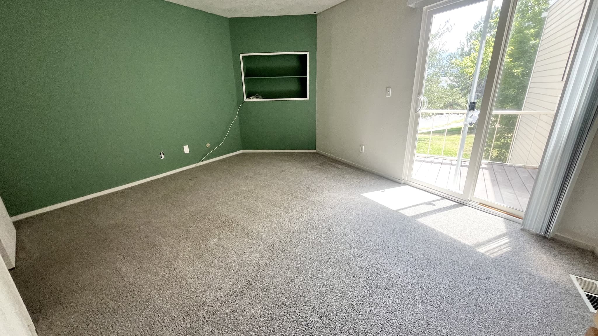 Salt Lake City House: 5269 S Rome Beauty Park