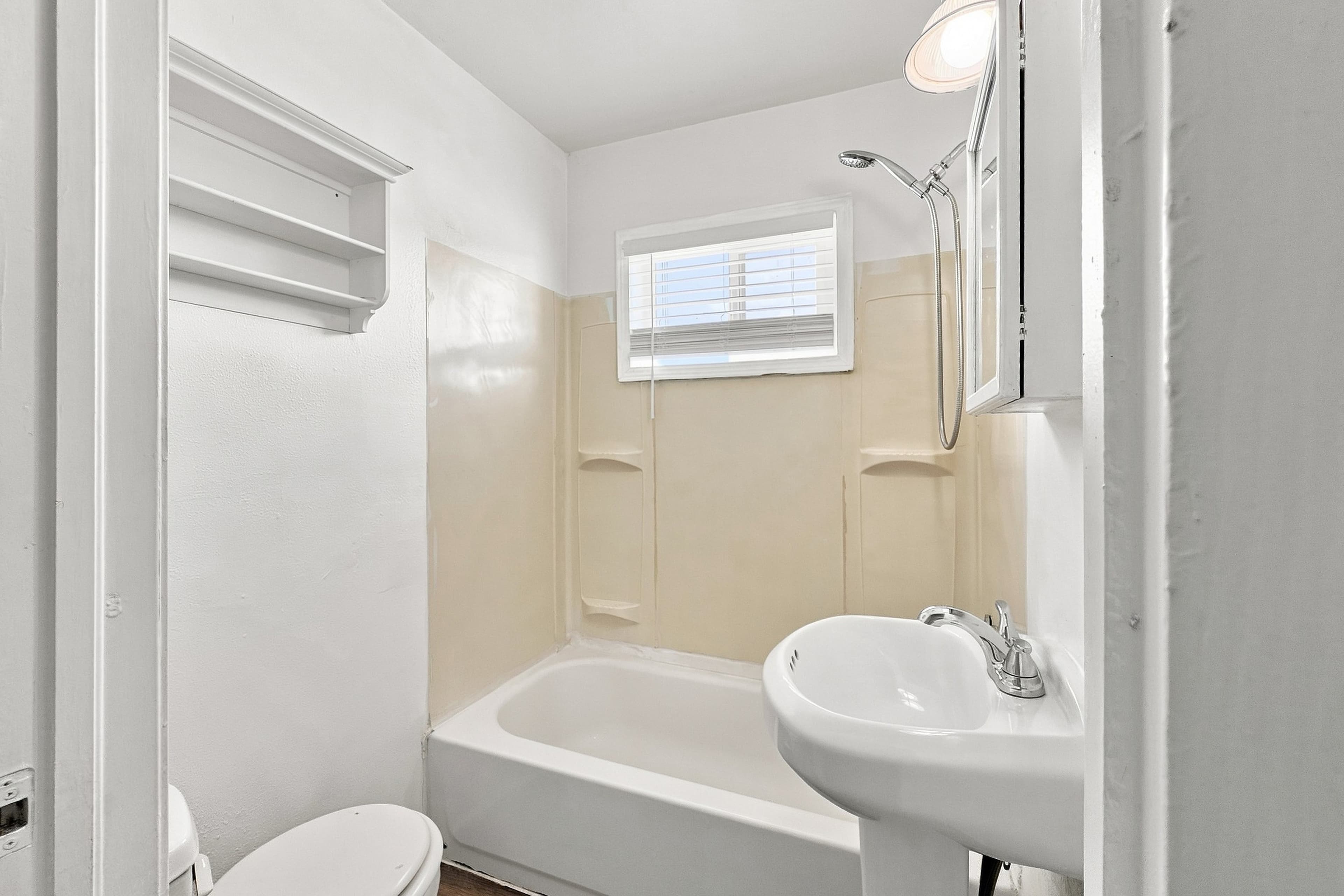 Ogden Apartment: 2440 B Ave