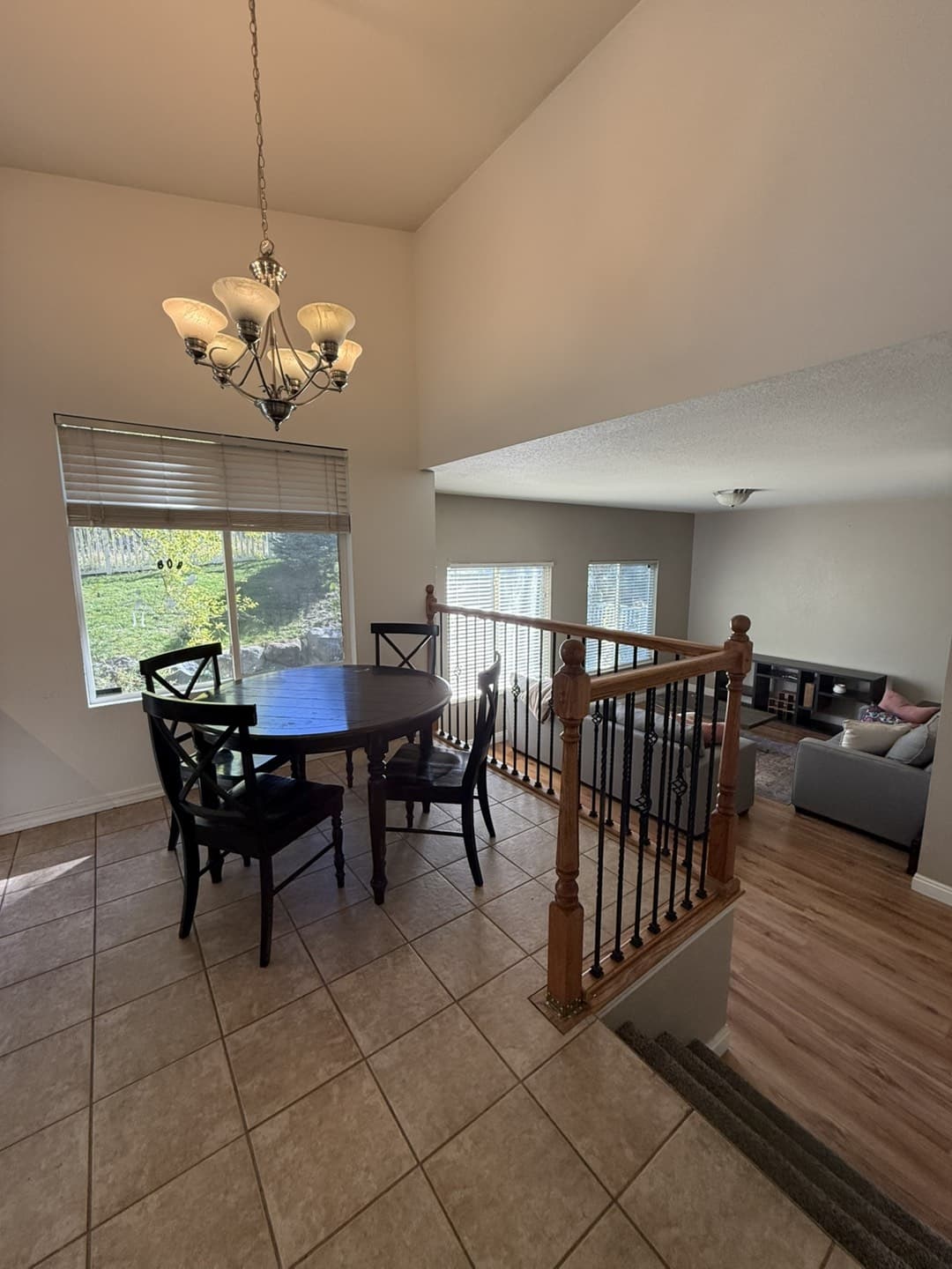 Draper House: 14375 S Lapis Dr