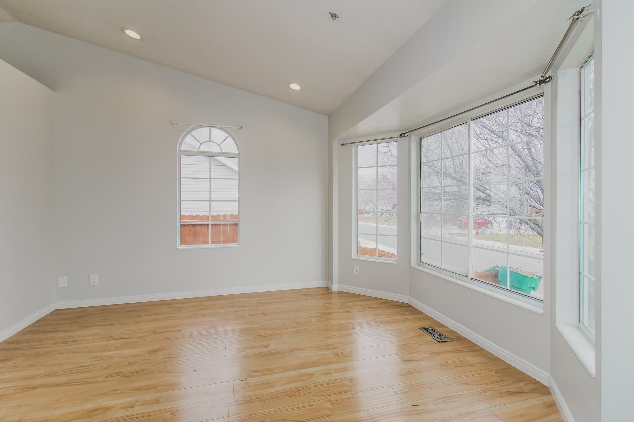 West Jordan House: 8346 S Helenic Ln