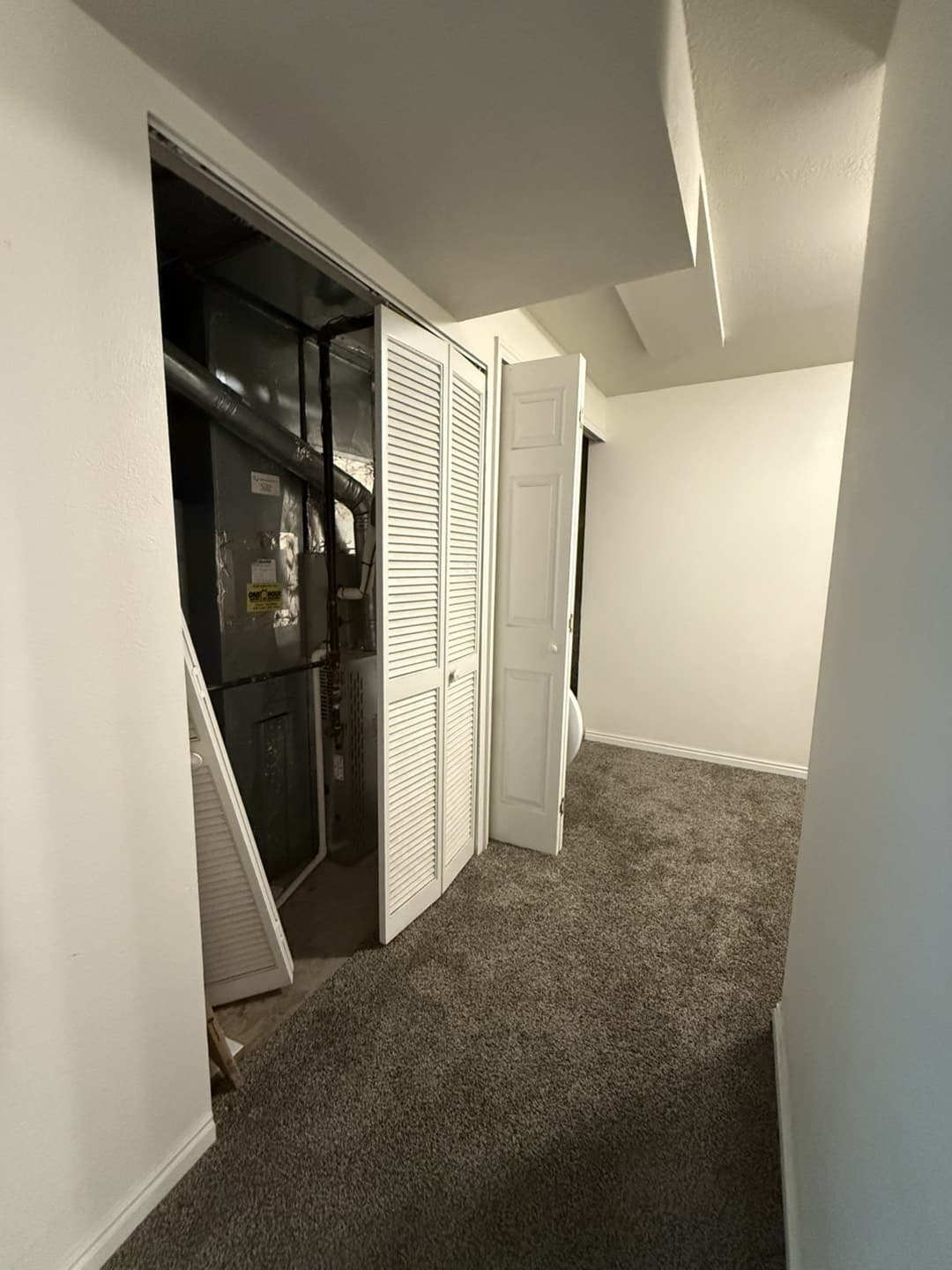Draper House: 14375 S Lapis Dr