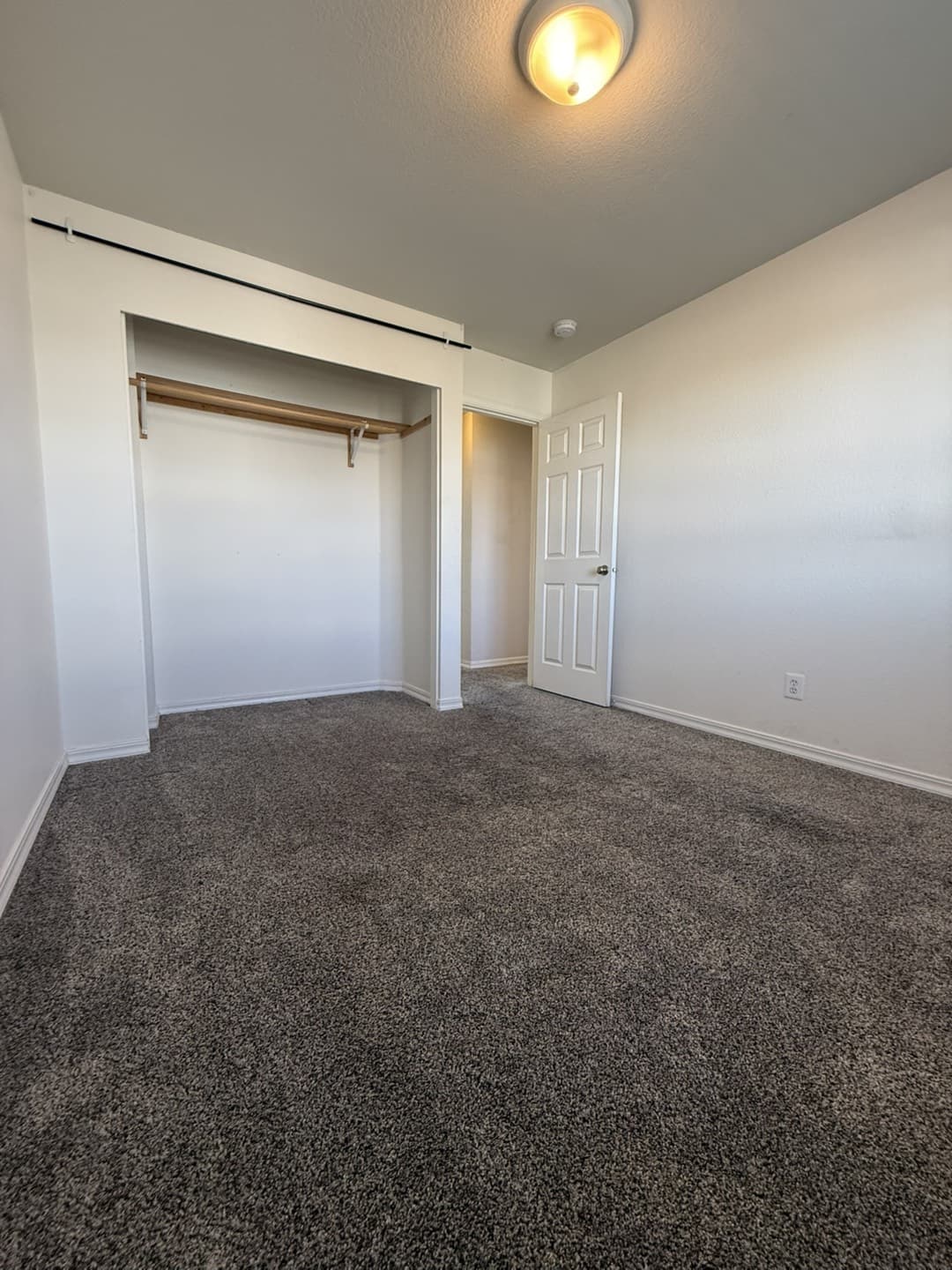 Draper House: 14375 S Lapis Dr