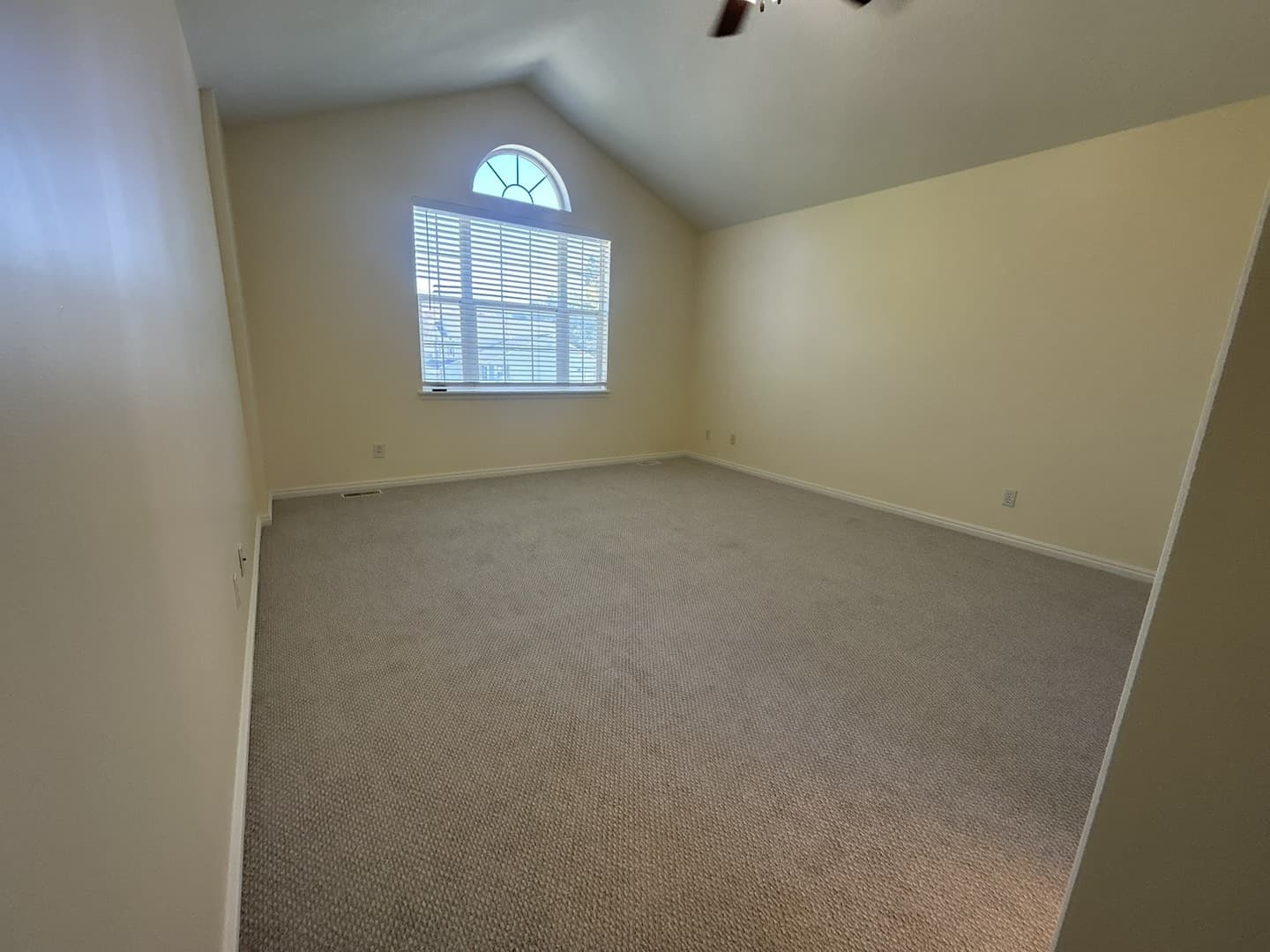 Tooele House: 749 Country Club Dr