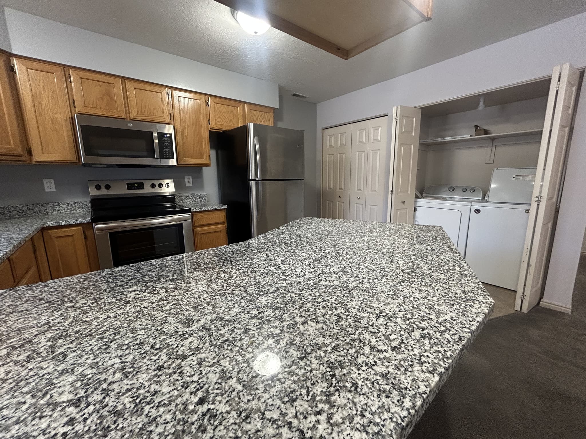 Ogden Condo: 370 W 4900 S