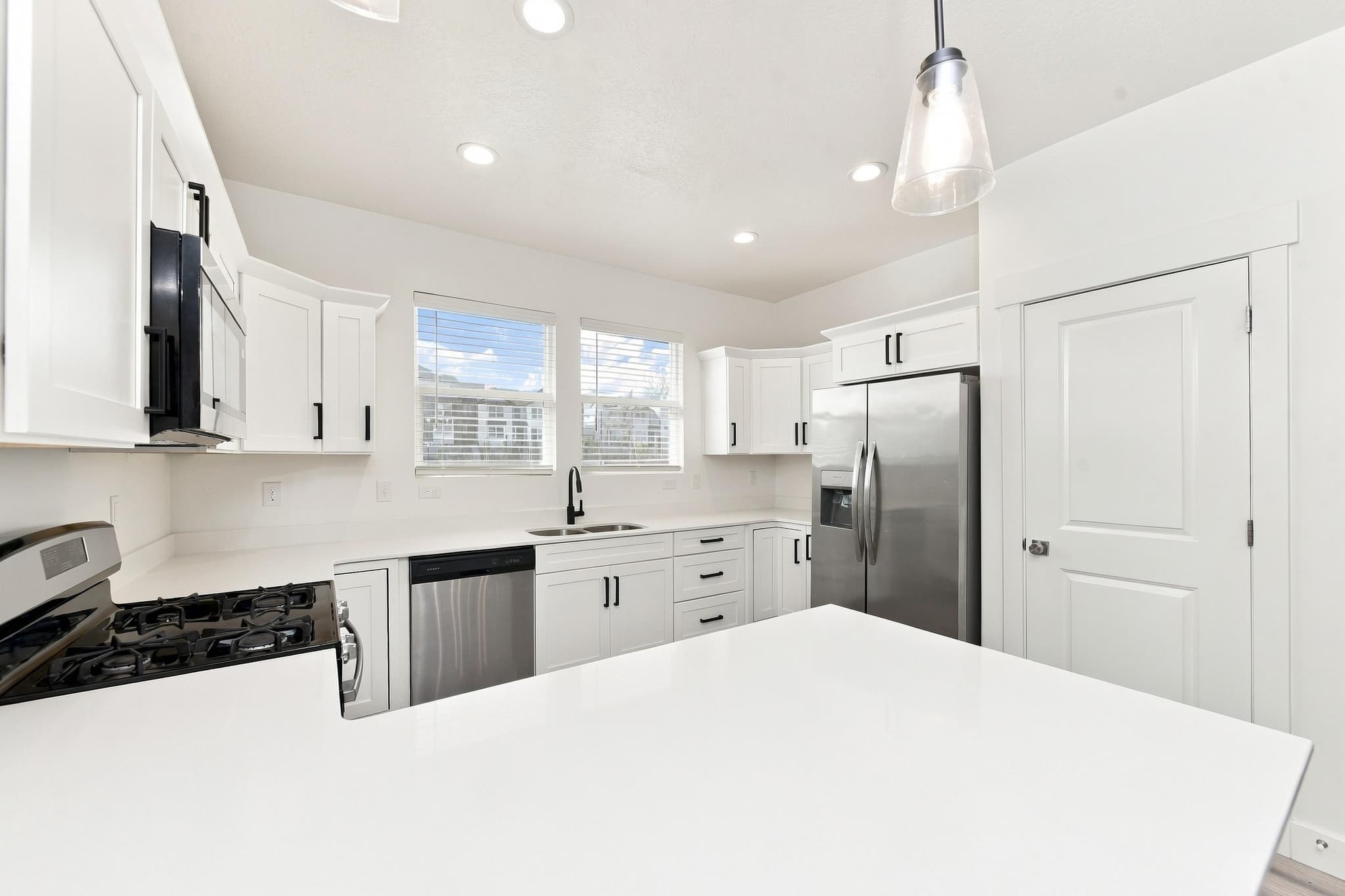 Herriman Townhome: 13941 S Little Ridge Ln