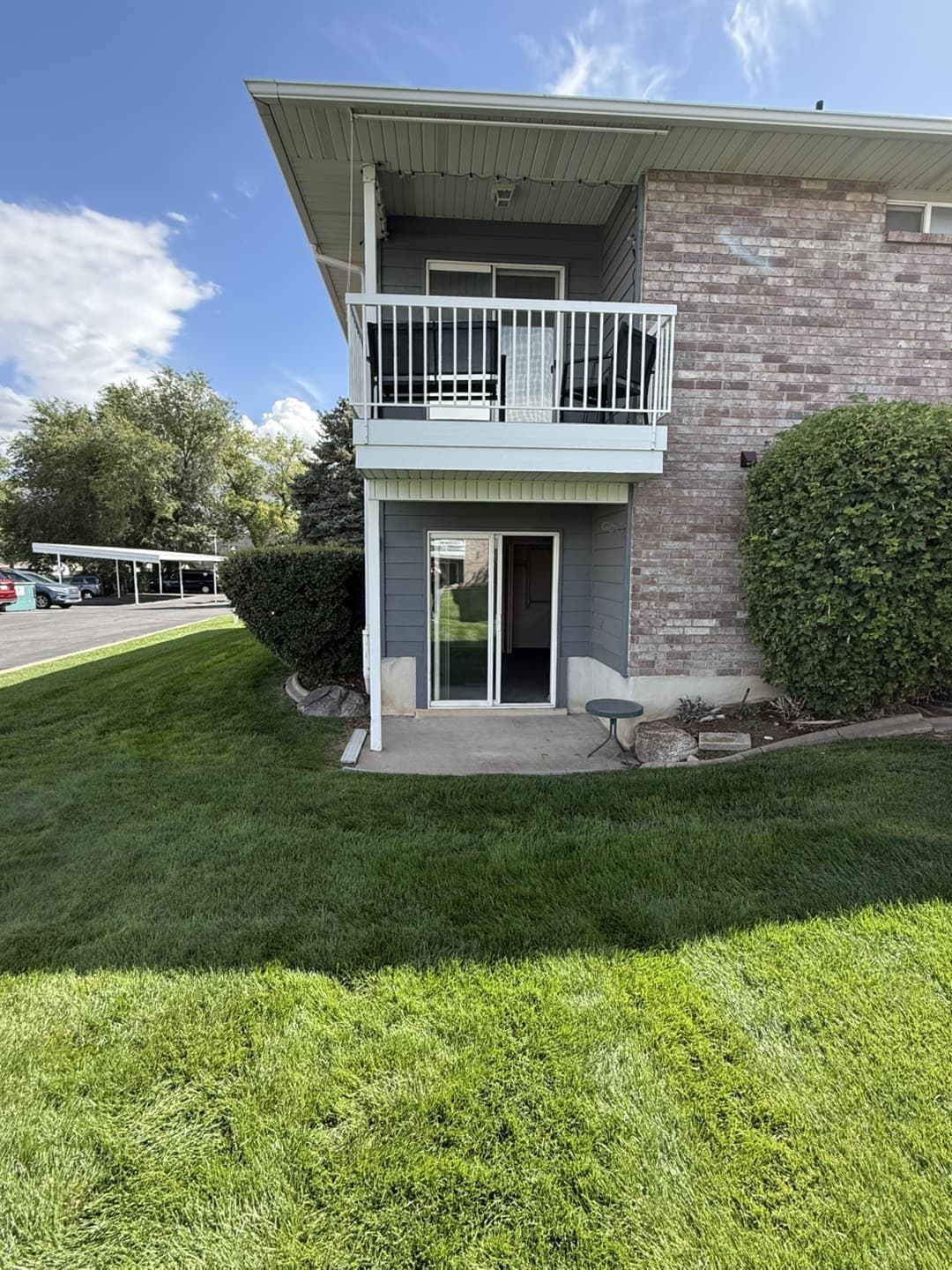 Ogden Condo: 370 W 4900 S