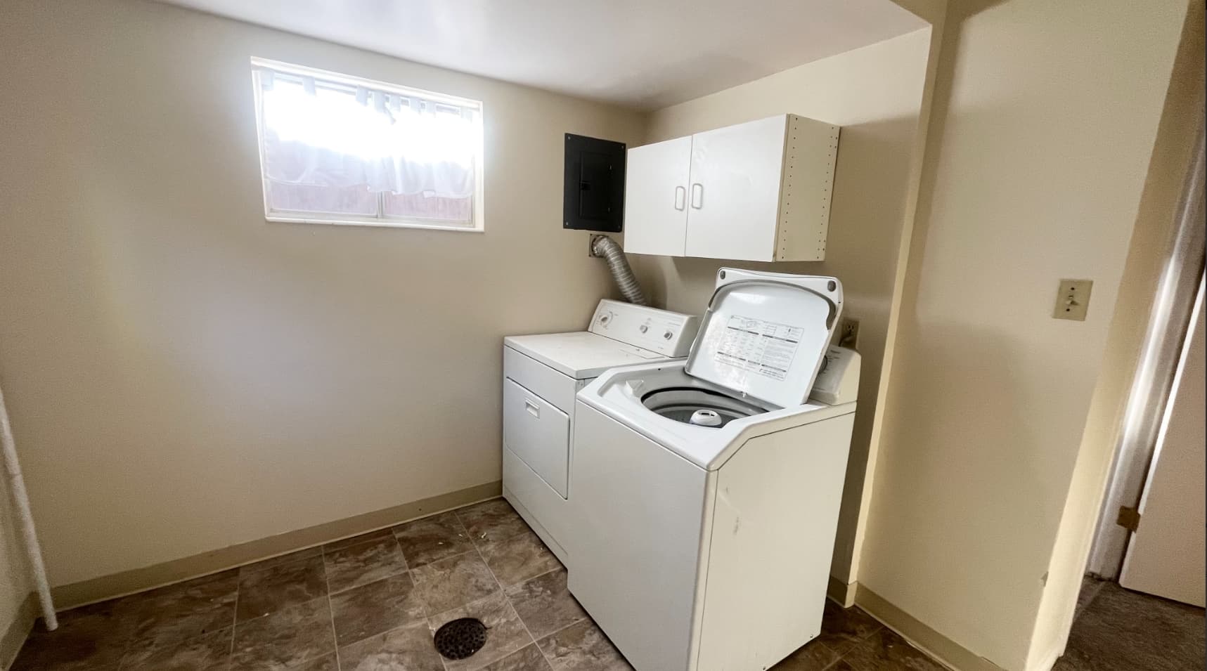 Salt Lake City House: 4585 S 2770 E