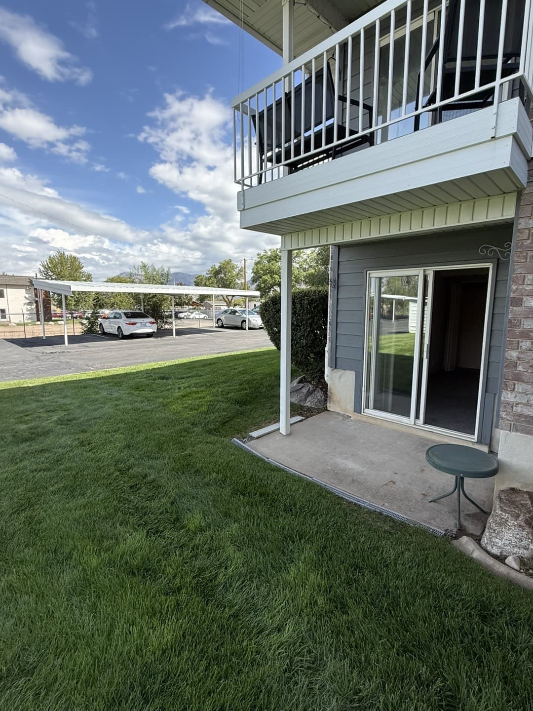 Ogden Condo: 370 W 4900 S