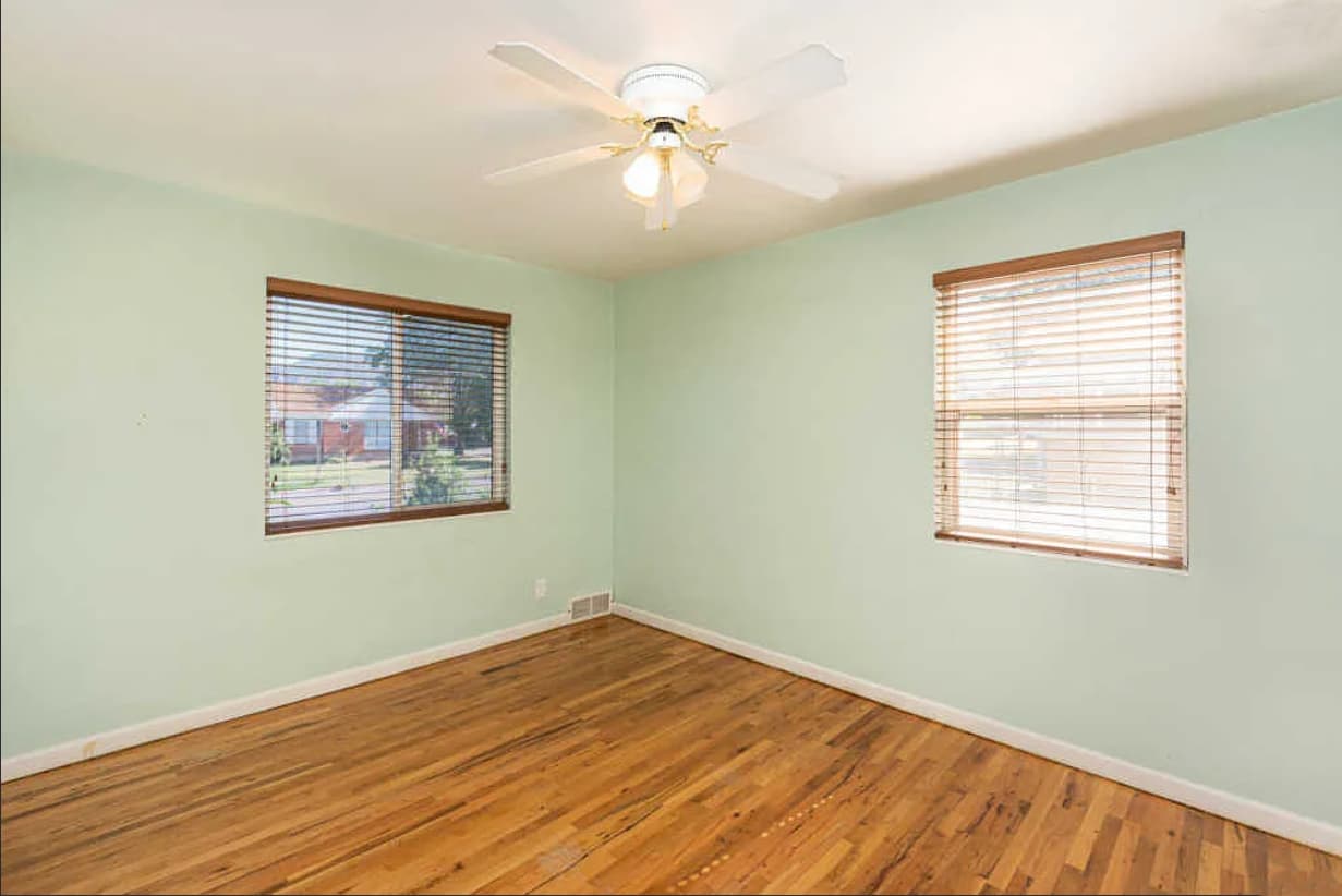 Ogden House: 981 36th St