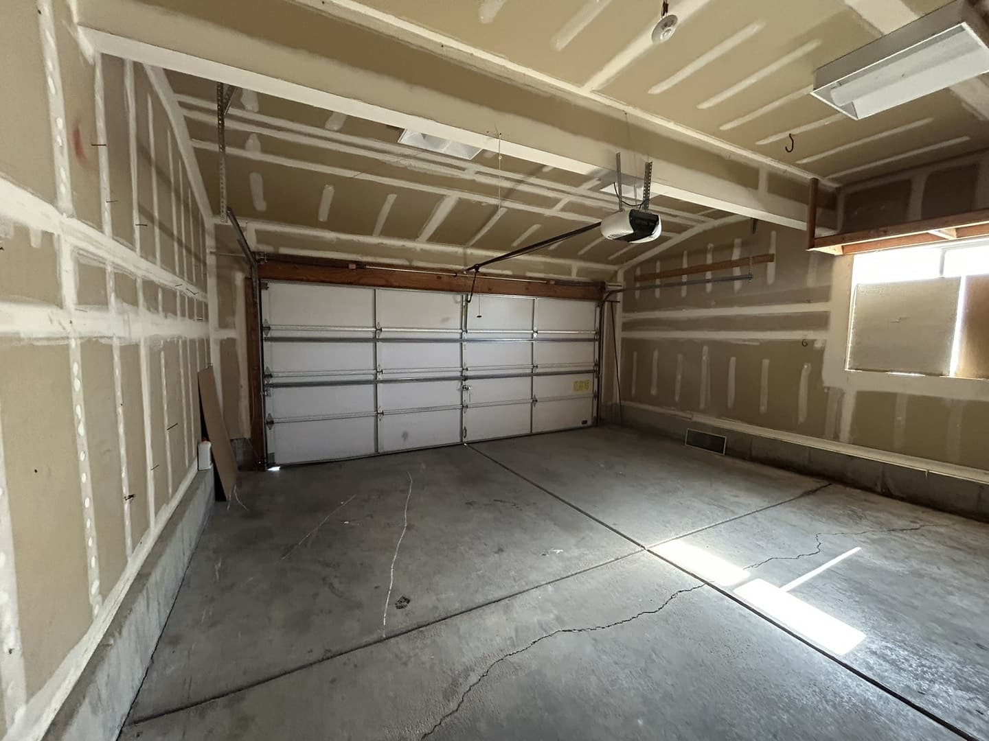 Tooele House: 749 Country Club Dr
