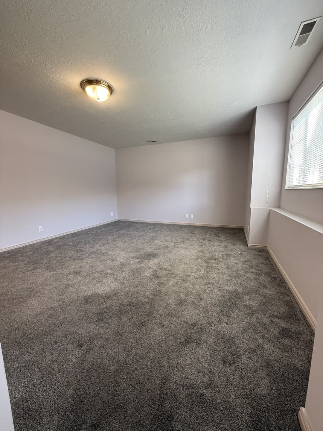 Ogden Condo: 370 W 4900 S