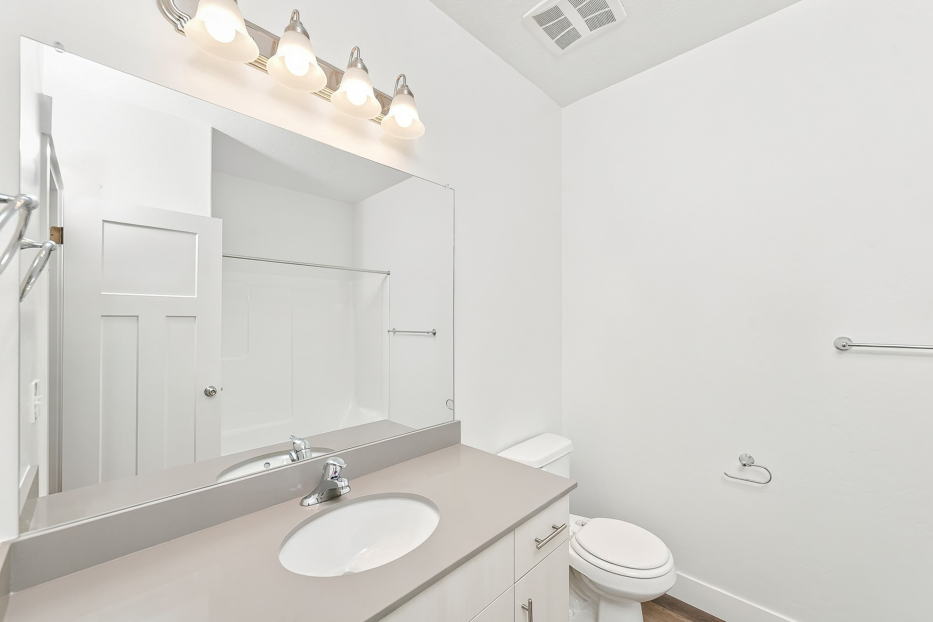 Saratoga Springs Condo: 882 N Coulsen Dr