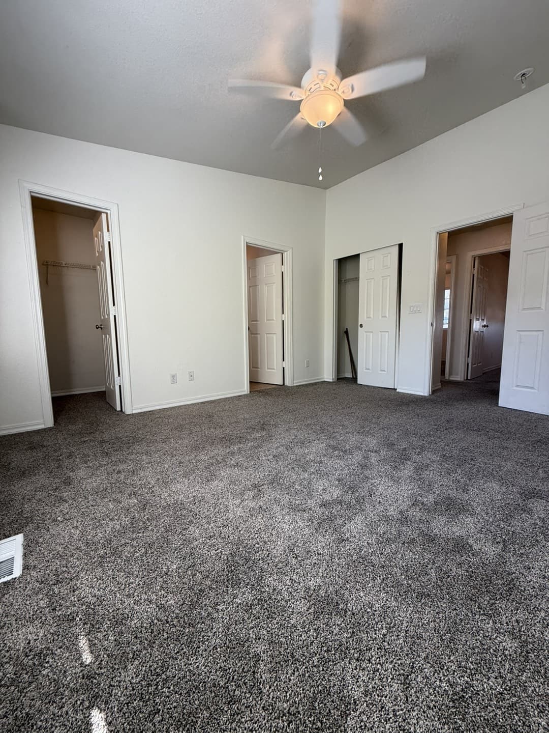 Draper House: 14375 S Lapis Dr