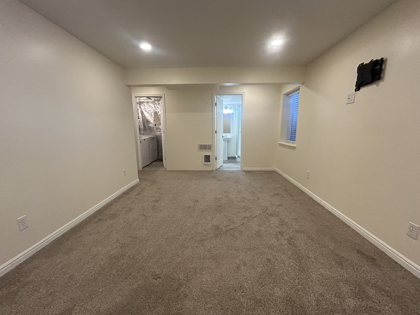 Tooele House: 749 Country Club Dr