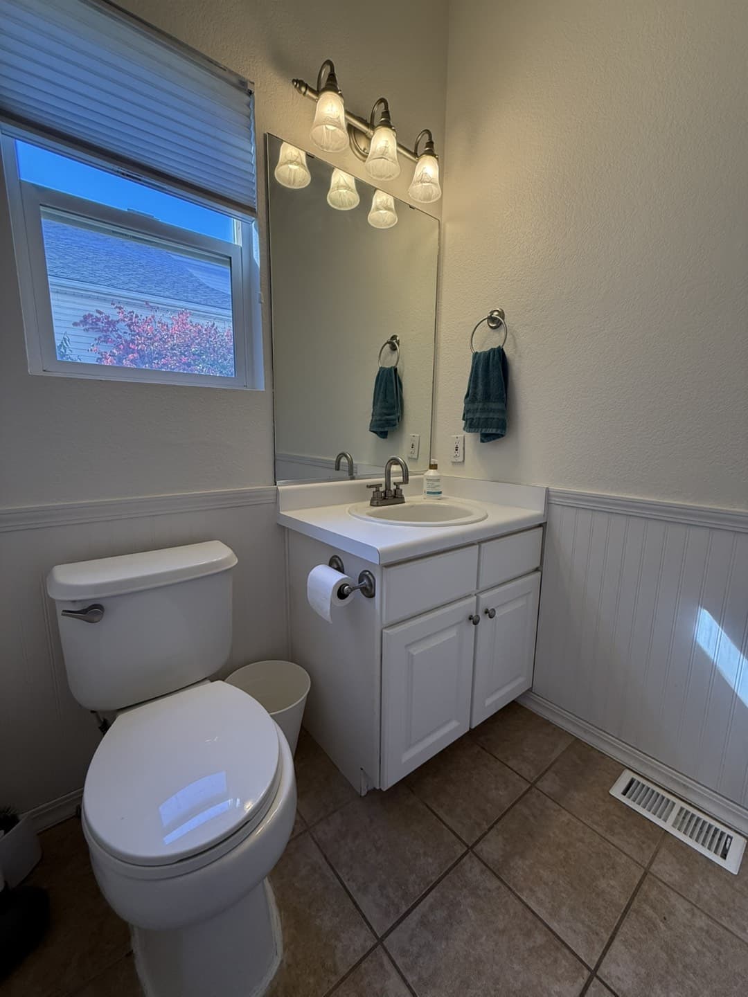Draper House: 14375 S Lapis Dr