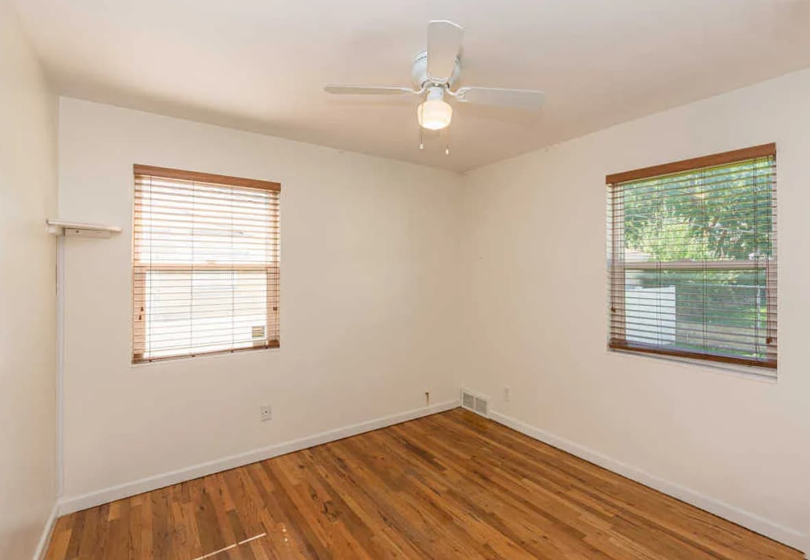 Ogden House: 981 36th St